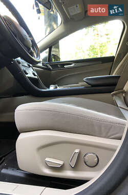 Седан Ford Fusion 2016 в Киеве