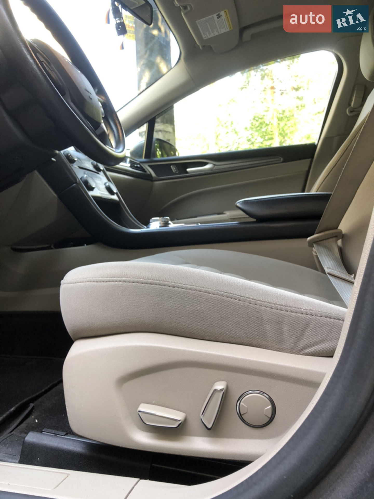 2016 Ford Fusion - мініатюра 13