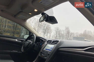 Седан Ford Fusion 2020 в 