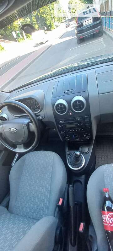 Хетчбек Ford Fusion 2003 в Могилів-Подільському