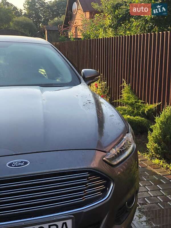 Седан Ford Fusion 2013 в Стрые фото 19 Седан Ford Fusion 2013 в Стрые