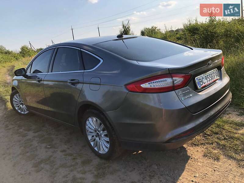 Седан Ford Fusion 2013 в Стрые фото 26 Седан Ford Fusion 2013 в Стрые