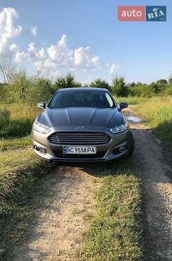 Седан Ford Fusion 2013 в Стрые