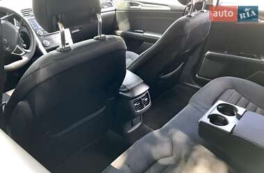 Седан Ford Fusion 2013 в 