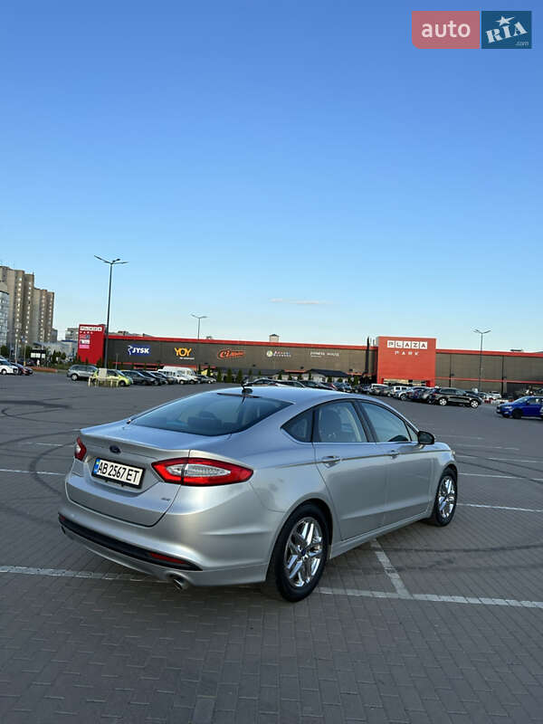 Седан Ford Fusion 2014 в Виннице