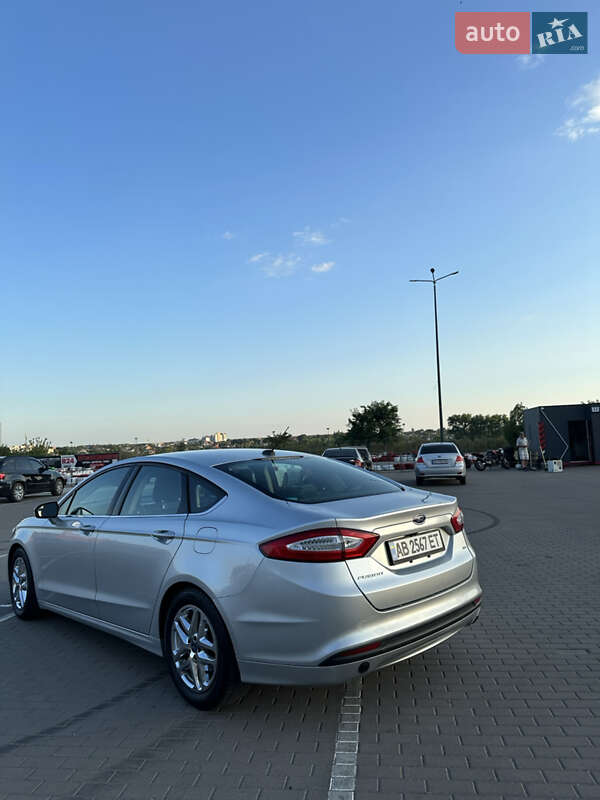 Седан Ford Fusion 2014 в Виннице