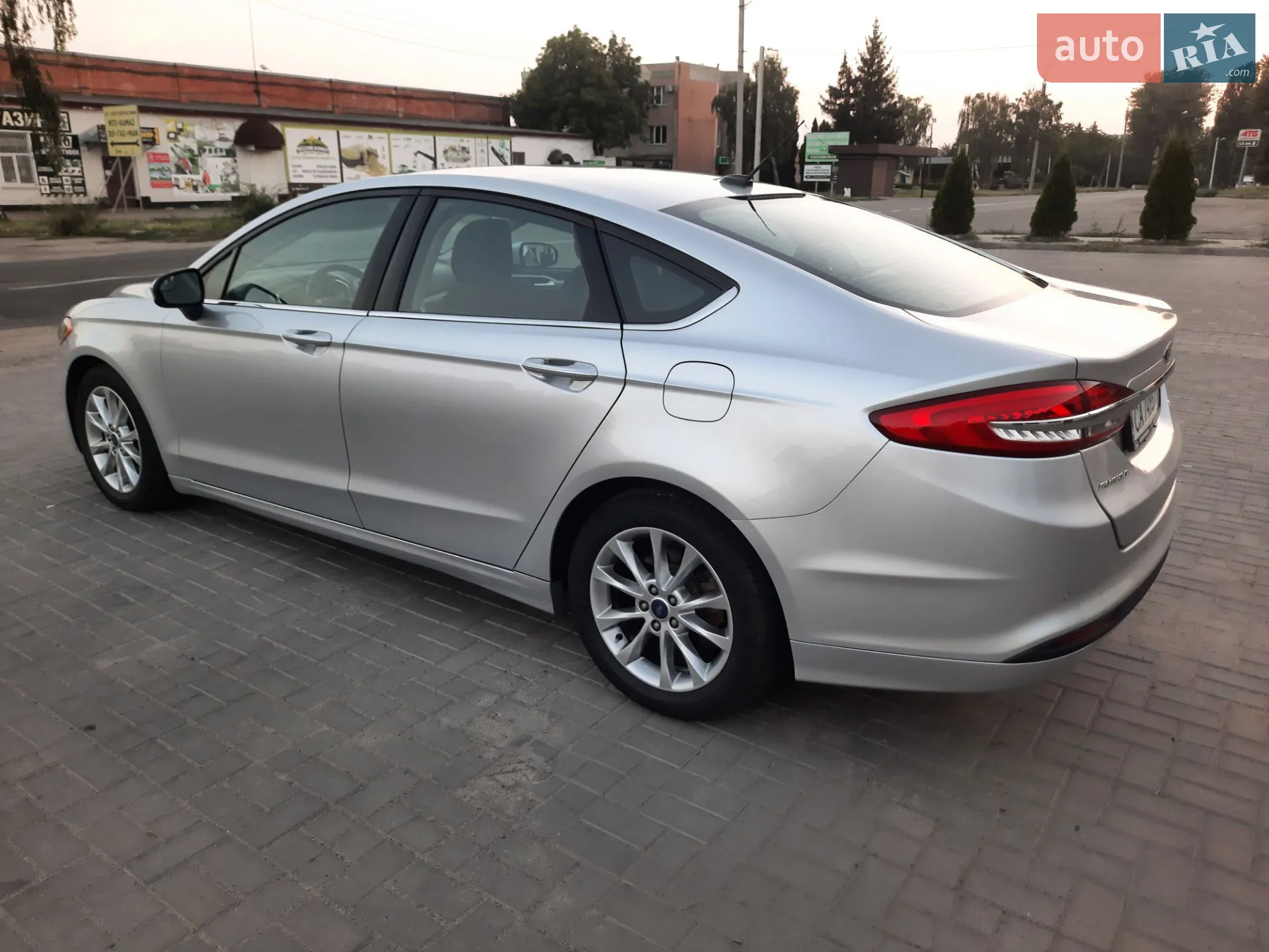2016 Ford Fusion - мініатюра 15