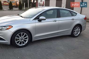 Седан Ford Fusion 2016 в Умані