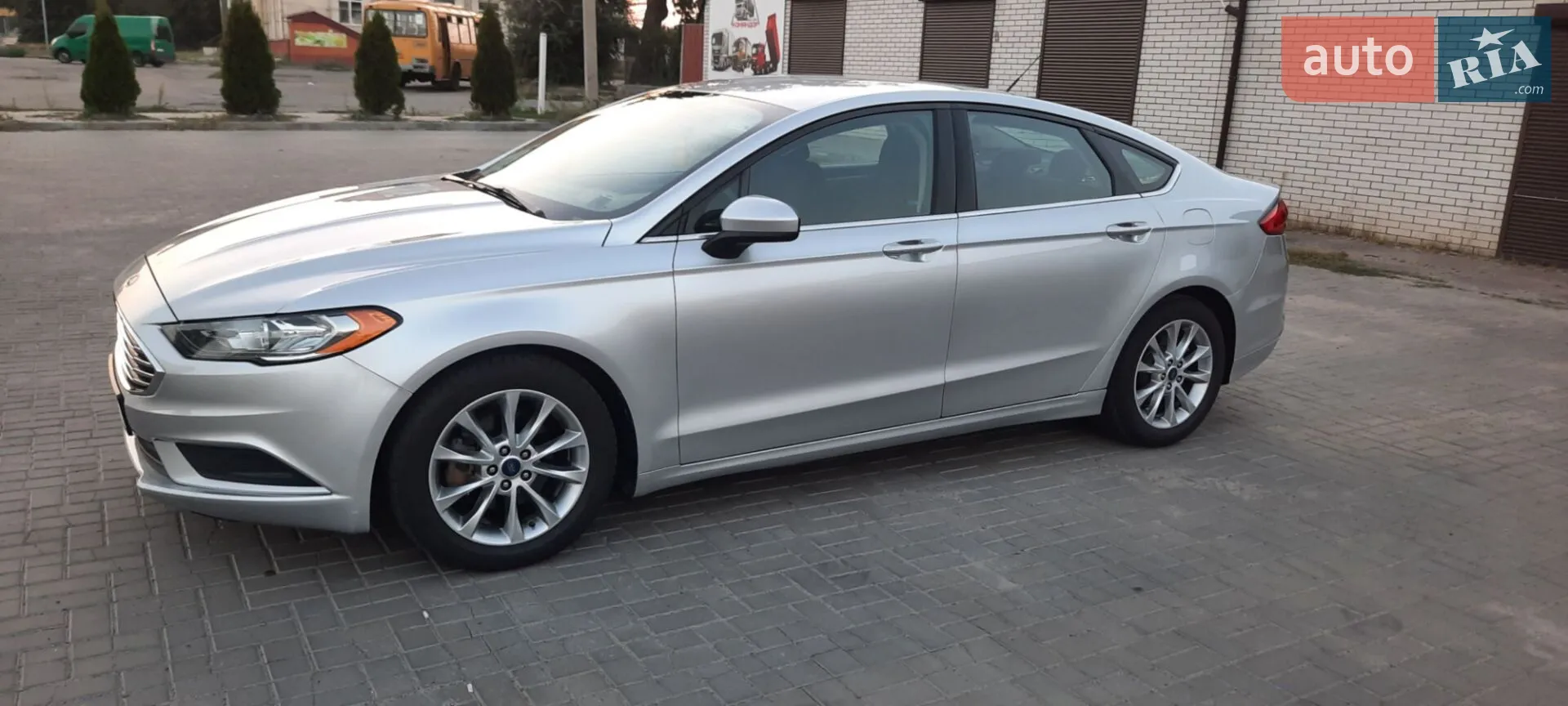 2016 Ford Fusion - мініатюра 21