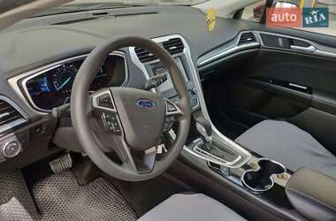 Седан Ford Fusion 2015 в Львове