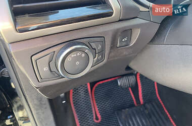 Седан Ford Fusion 2016 в 