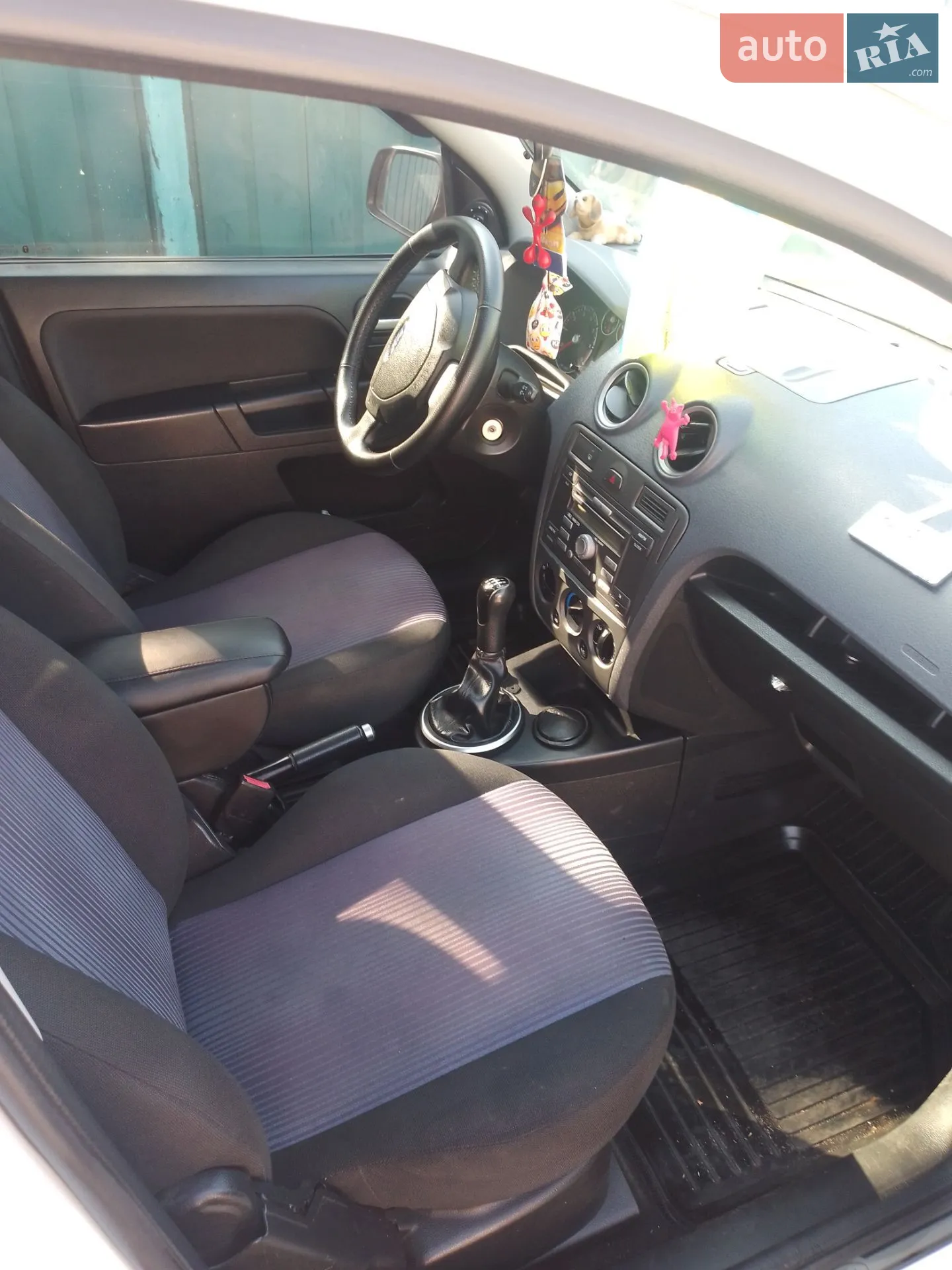 2010 Ford Fusion - мініатюра 16