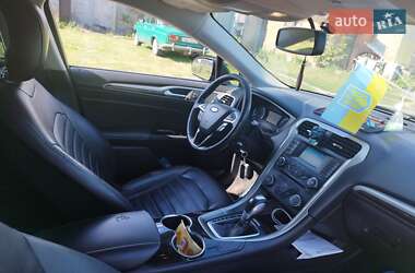 Седан Ford Fusion 2014 в Миргороде