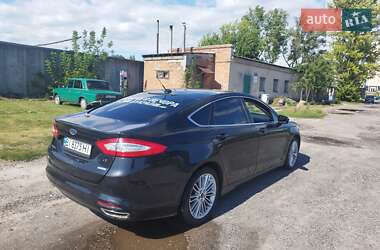 Седан Ford Fusion 2014 в 