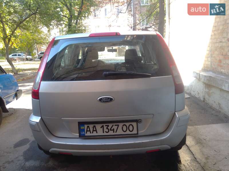 Хетчбек Ford Fusion 2011 в Києві