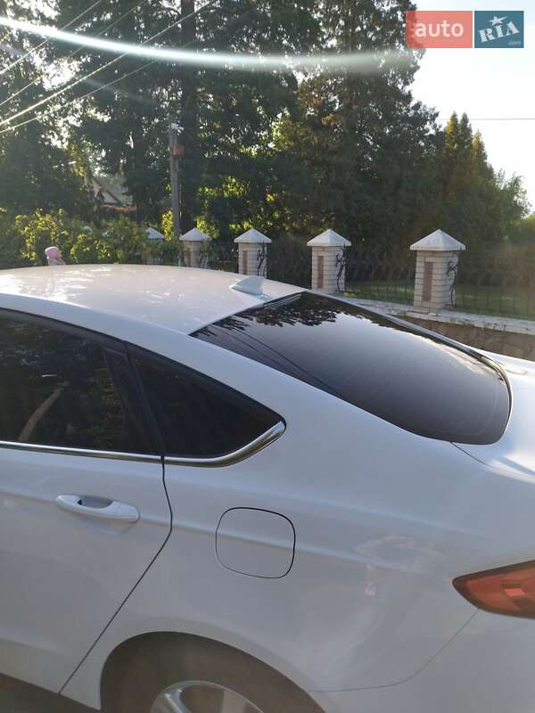 Седан Ford Fusion 2020 в Фастові
