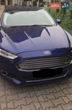 Седан Ford Fusion 2014 в 