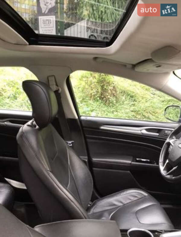 Седан Ford Fusion 2014 в Луцке