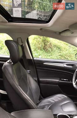 Седан Ford Fusion 2014 в 