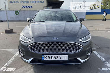 Седан Ford Fusion 2018 в Киеве