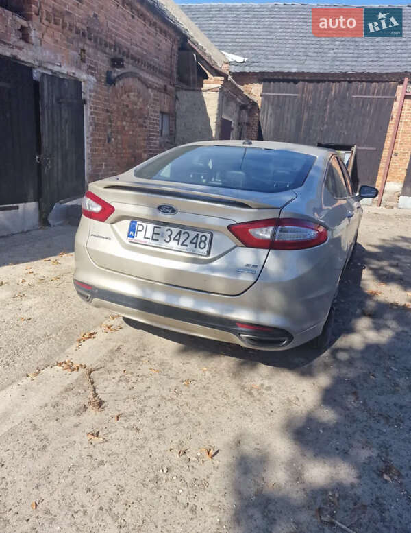 Седан Ford Fusion 2017 в Ровно