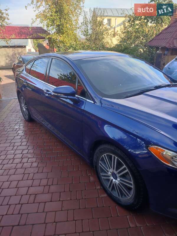 Седан Ford Fusion 2015 в Золочеве