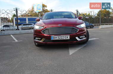 Седан Ford Fusion 2017 в 