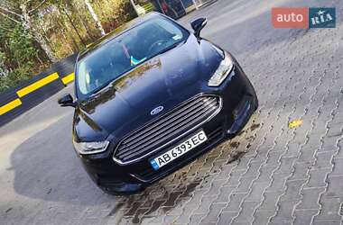 Седан Ford Fusion 2013 в 