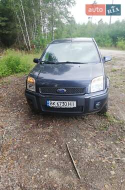 Хэтчбек Ford Fusion 2008 в 