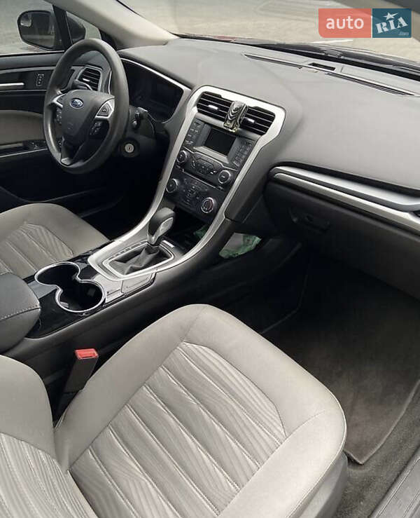Седан Ford Fusion 2015 в Харькове фото 2 Седан Ford Fusion 2015 в Харькове