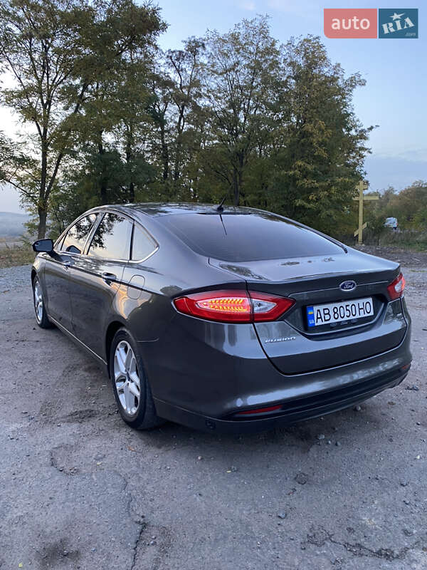 Седан Ford Fusion 2015 в Виннице