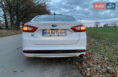 Седан Ford Fusion 2015 в Кропивницком