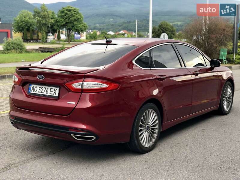 Седан Ford Fusion 2014 в Тячеве