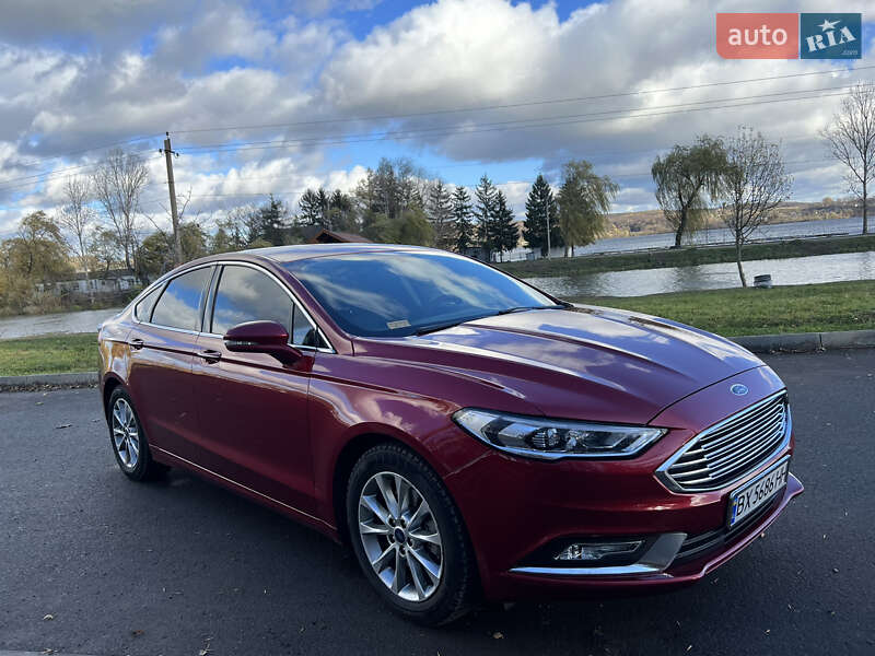 Седан Ford Fusion 2016 в Бурштині