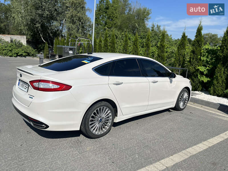 Ford Fusion 2015