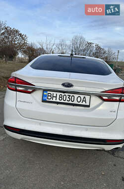 Седан Ford Fusion 2017 в 