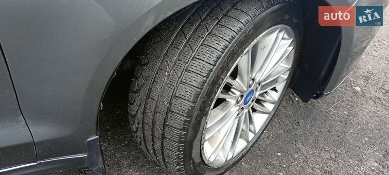 Седан Ford Fusion 2012 в Павлограде