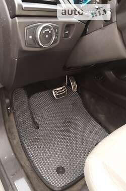 Седан Ford Fusion 2015 в 