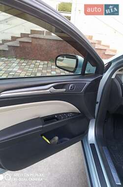 Седан Ford Fusion 2014 в Кропивницком