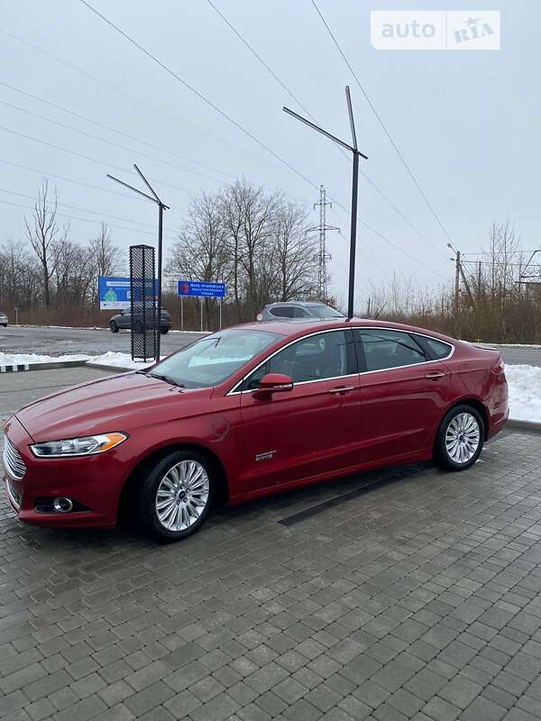 Седан Ford Fusion 2013 в Івано-Франківську
