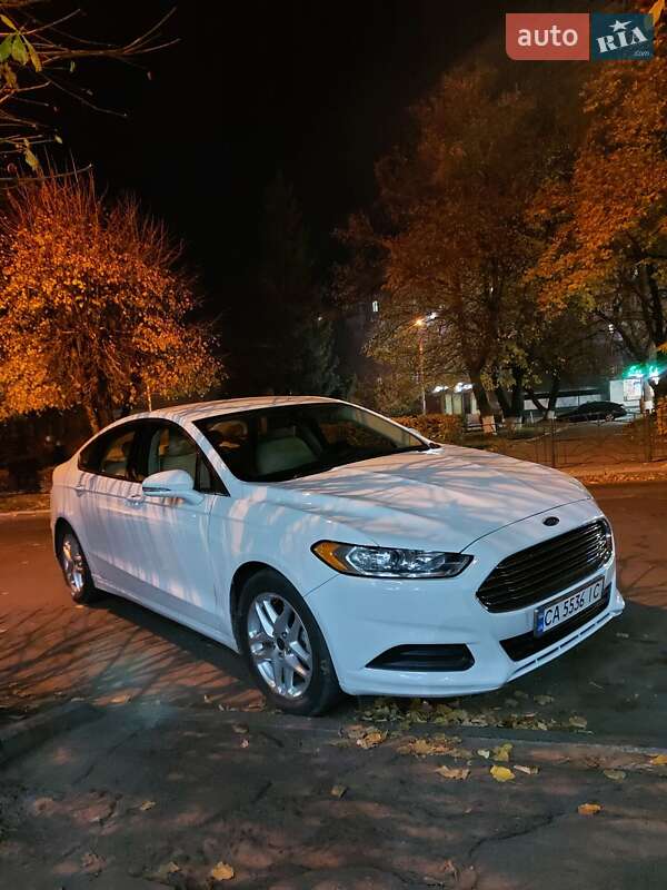 Ford Fusion 2016