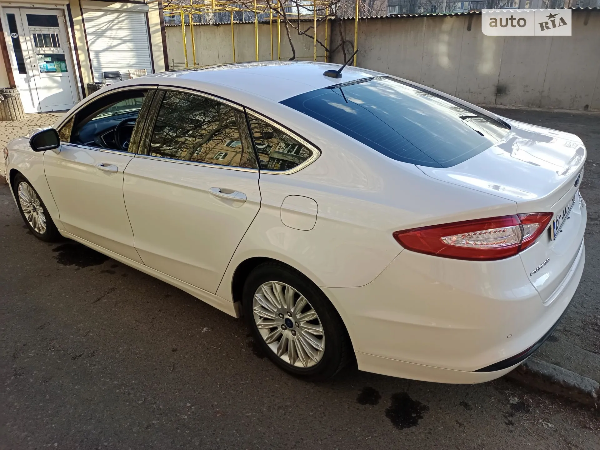 2015 Ford Fusion - мініатюра 18
