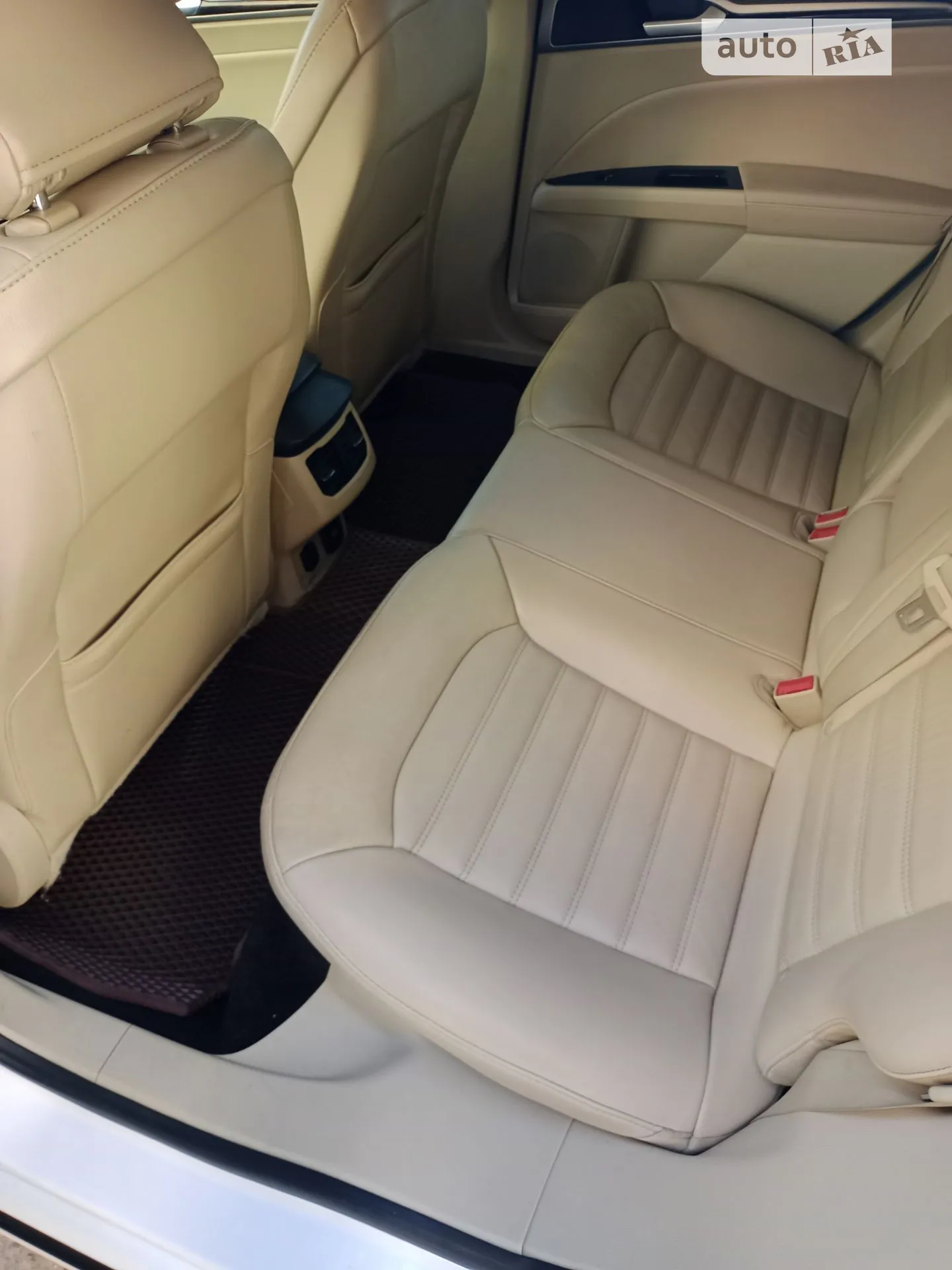 2015 Ford Fusion - мініатюра 34