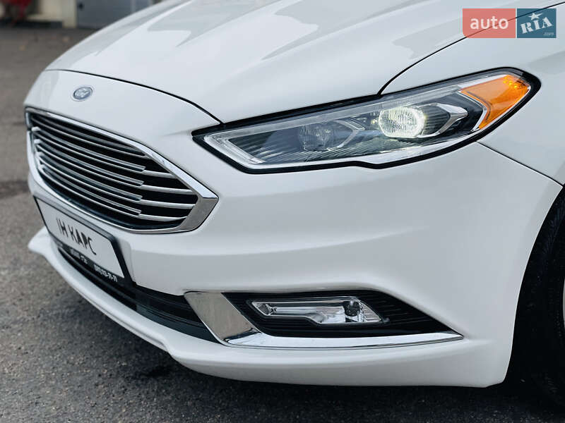Седан Ford Fusion 2016 в Одесі