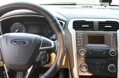 Седан Ford Fusion 2013 в Дніпрі