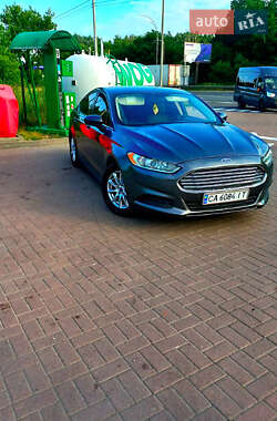 Седан Ford Fusion 2015 в Львове