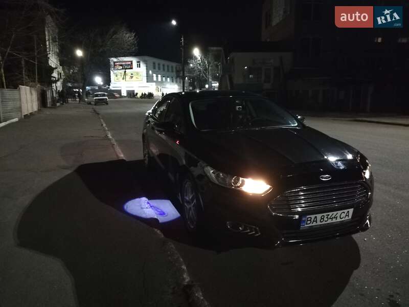 Седан Ford Fusion 2013 в Олександрії