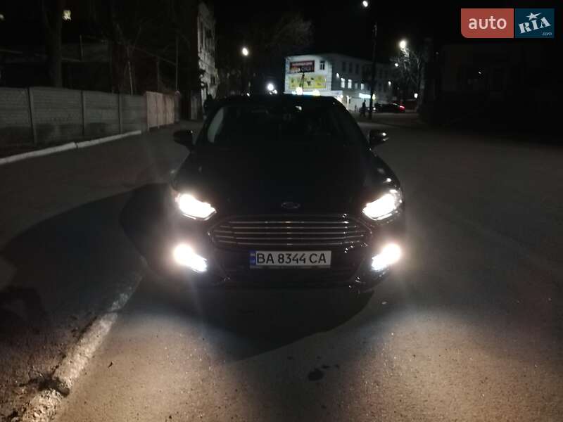 Седан Ford Fusion 2013 в Олександрії