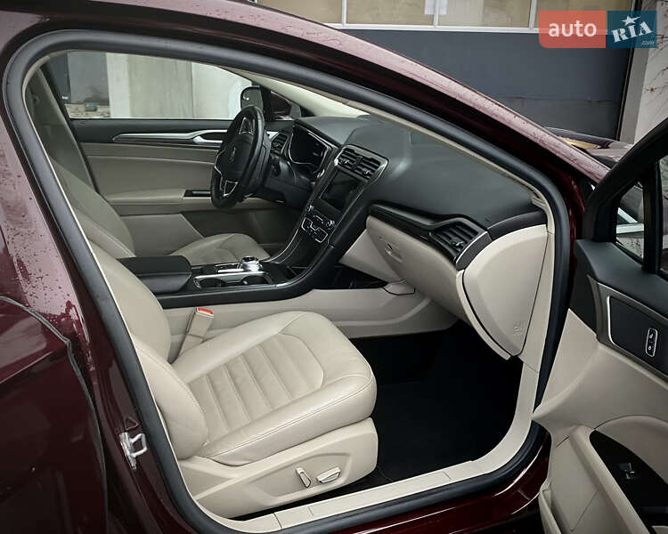 Седан Ford Fusion 2016 в Івано-Франківську