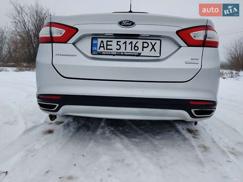 Седан Ford Fusion 2014 в Благовіщенську